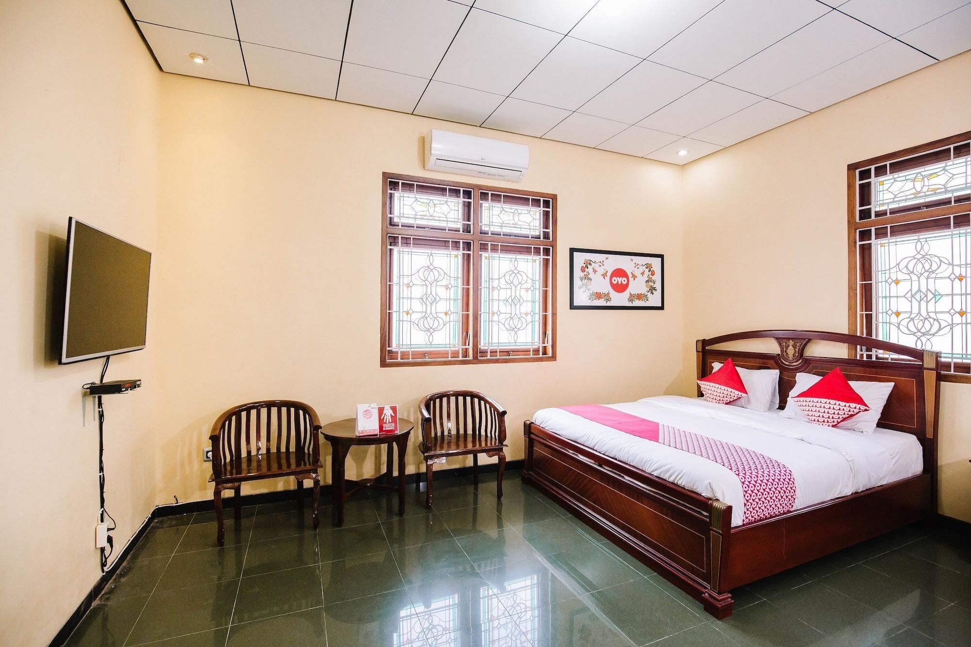 Oyo 986 Authentic Osing Homestay Banyuwangi  Dış mekan fotoğraf