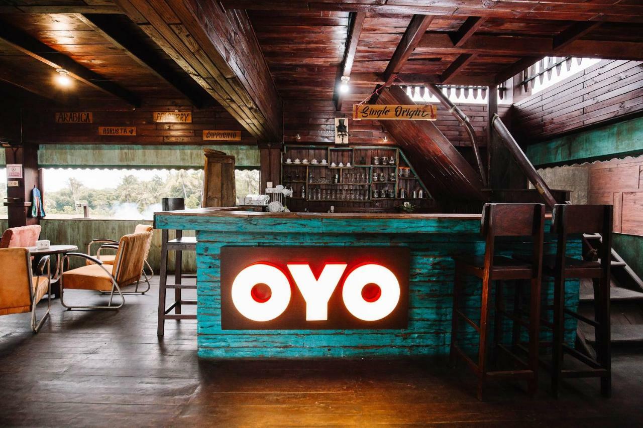 Oyo 986 Authentic Osing Homestay Banyuwangi  Dış mekan fotoğraf
